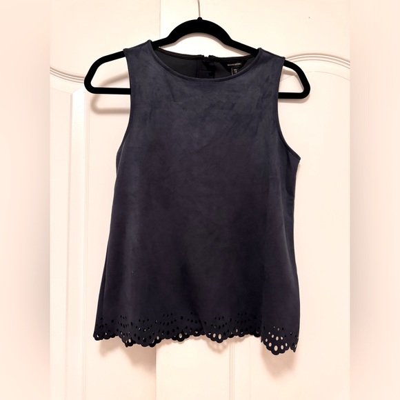 BNWT Banana Republic faux suede tank with laser cutout detail - Size XS - Picture 1 of 3